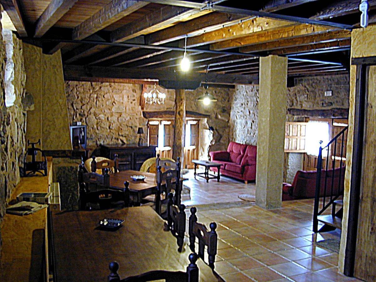 Casa Rural La Tablilla Y La Terraza Navalperal de Tormes Exterior photo
