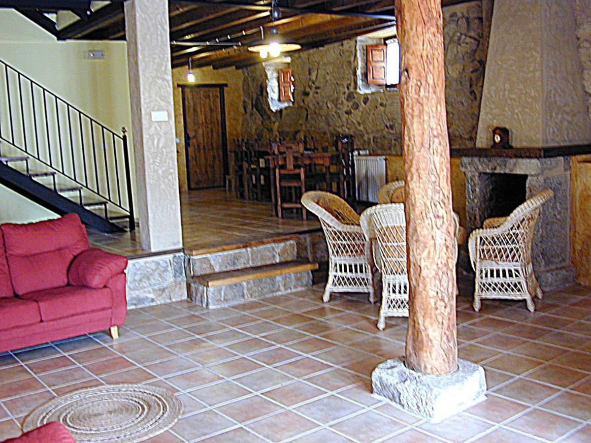 Casa Rural La Tablilla Y La Terraza Navalperal de Tormes Exterior photo
